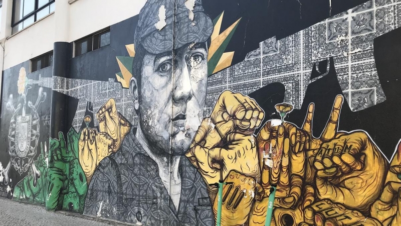 Un mural en homenaje a Salgueiro Maia en Lisboa